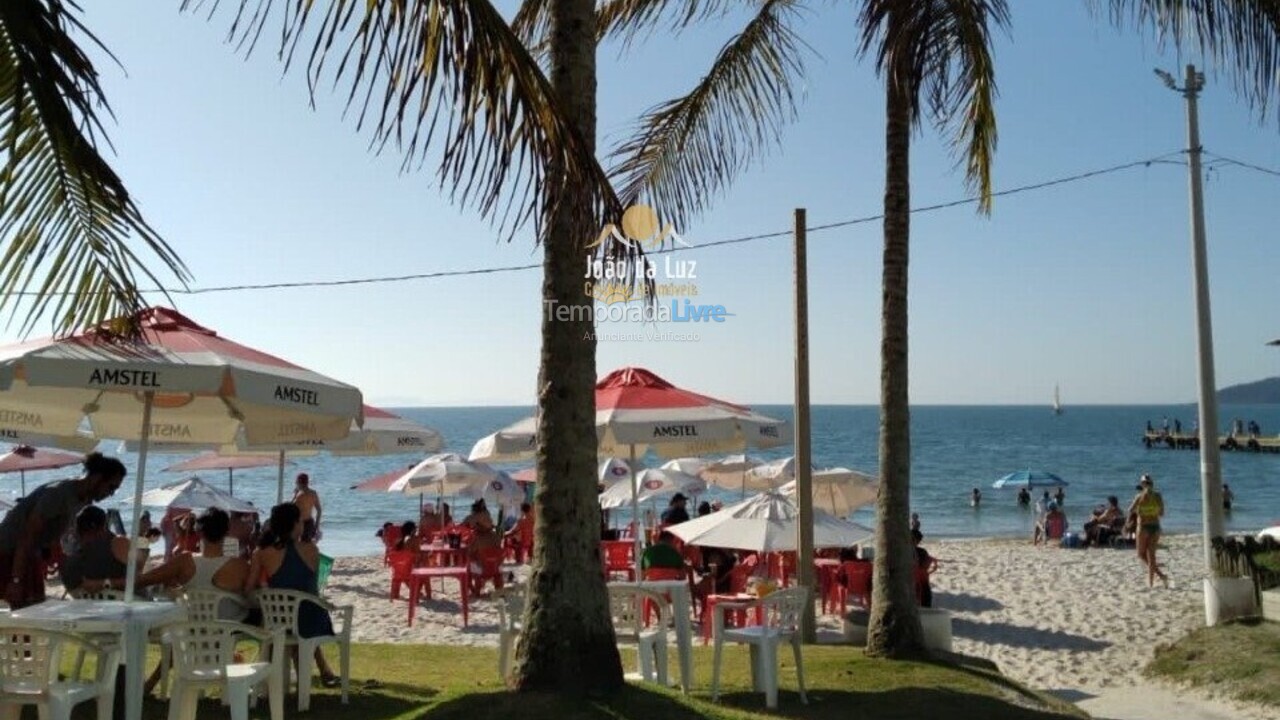 Apartamento para aluguel de temporada em Florianopolis (Canasvieiras)