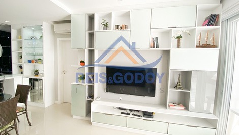 LINDO APARTAMENTO COM ÁREA DE LAZER INCRÍVEL