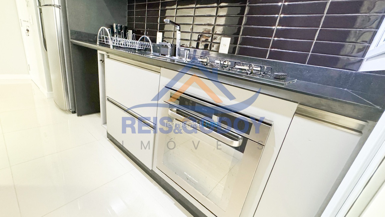 Apartamento para aluguel de temporada em Florianópolis (Jurere Tradicional)