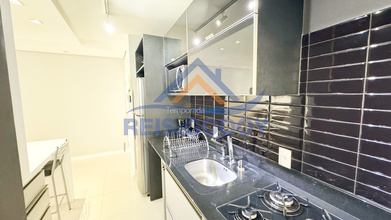 Apartamento para aluguel de temporada em Florianópolis (Jurere Tradicional)