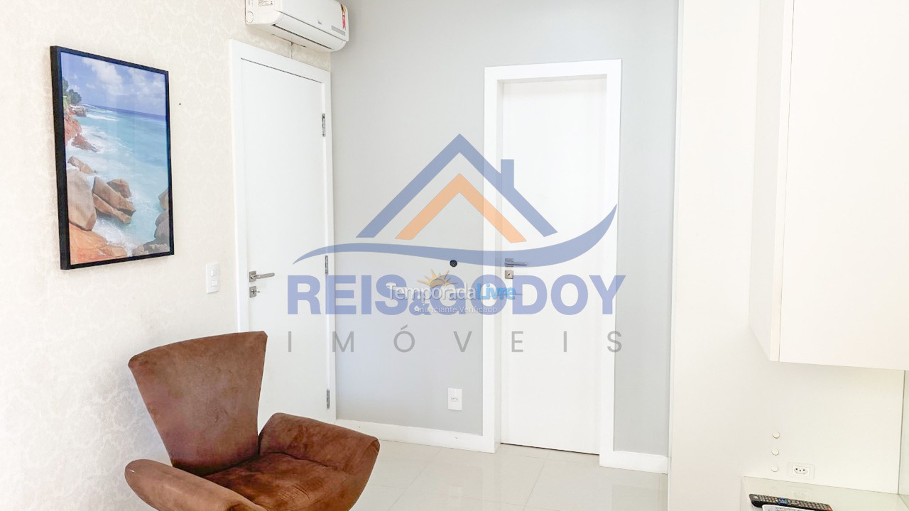 Apartamento para aluguel de temporada em Florianópolis (Jurere Tradicional)