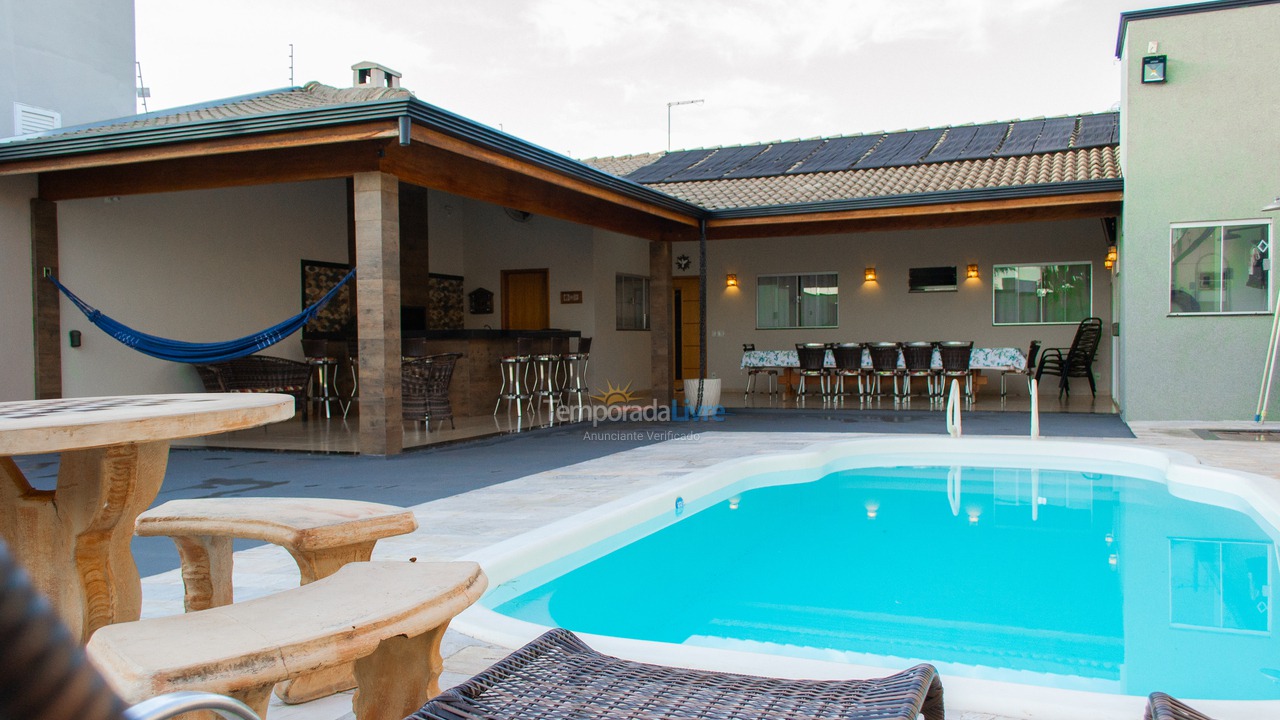 Casa para alquiler de vacaciones em Olímpia (Thermas Dos Laranjais)