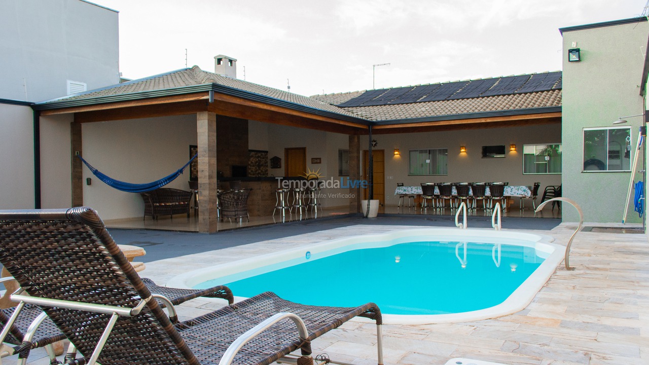Casa para alquiler de vacaciones em Olímpia (Thermas Dos Laranjais)