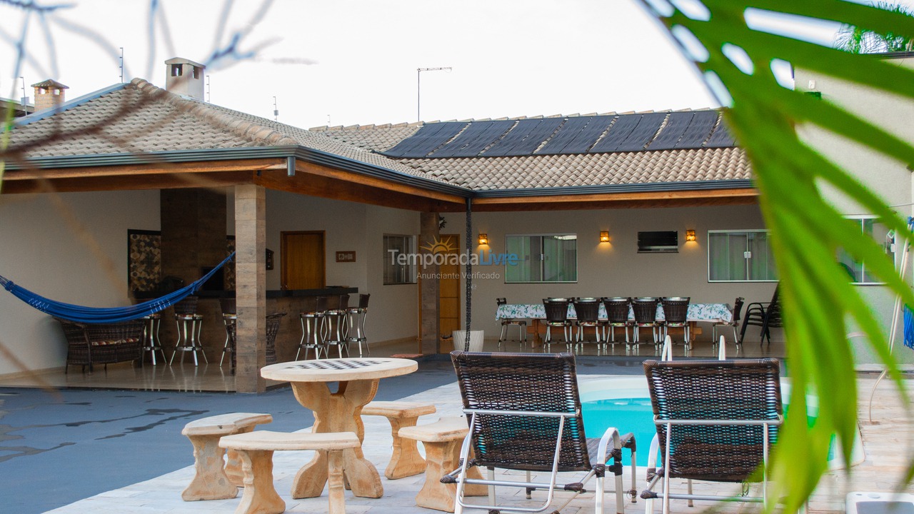 Casa para alquiler de vacaciones em Olímpia (Thermas Dos Laranjais)