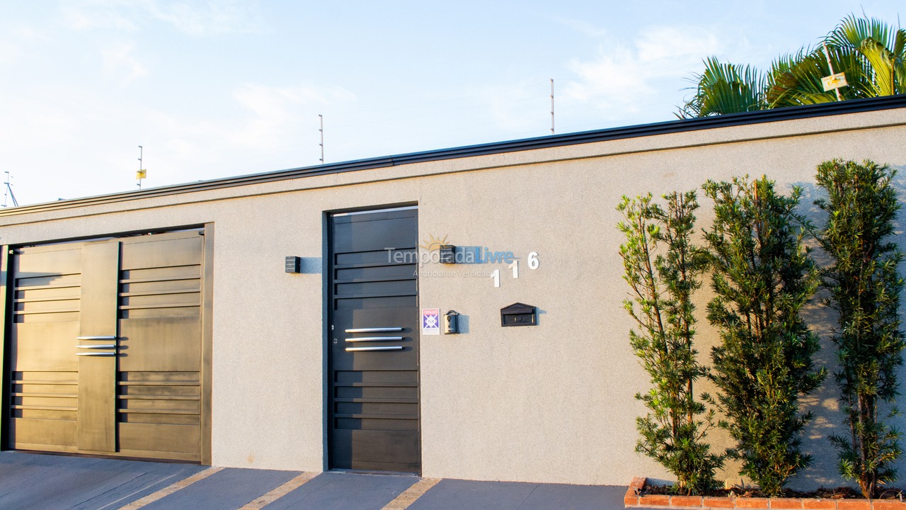 Casa para alquiler de vacaciones em Olímpia (Thermas Dos Laranjais)