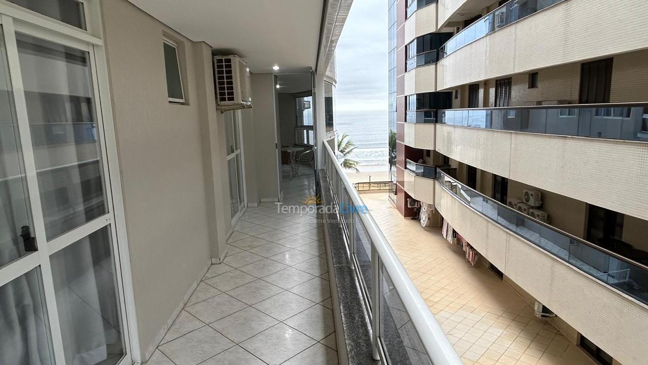Apartamento para aluguel de temporada em Itapema (Centro)