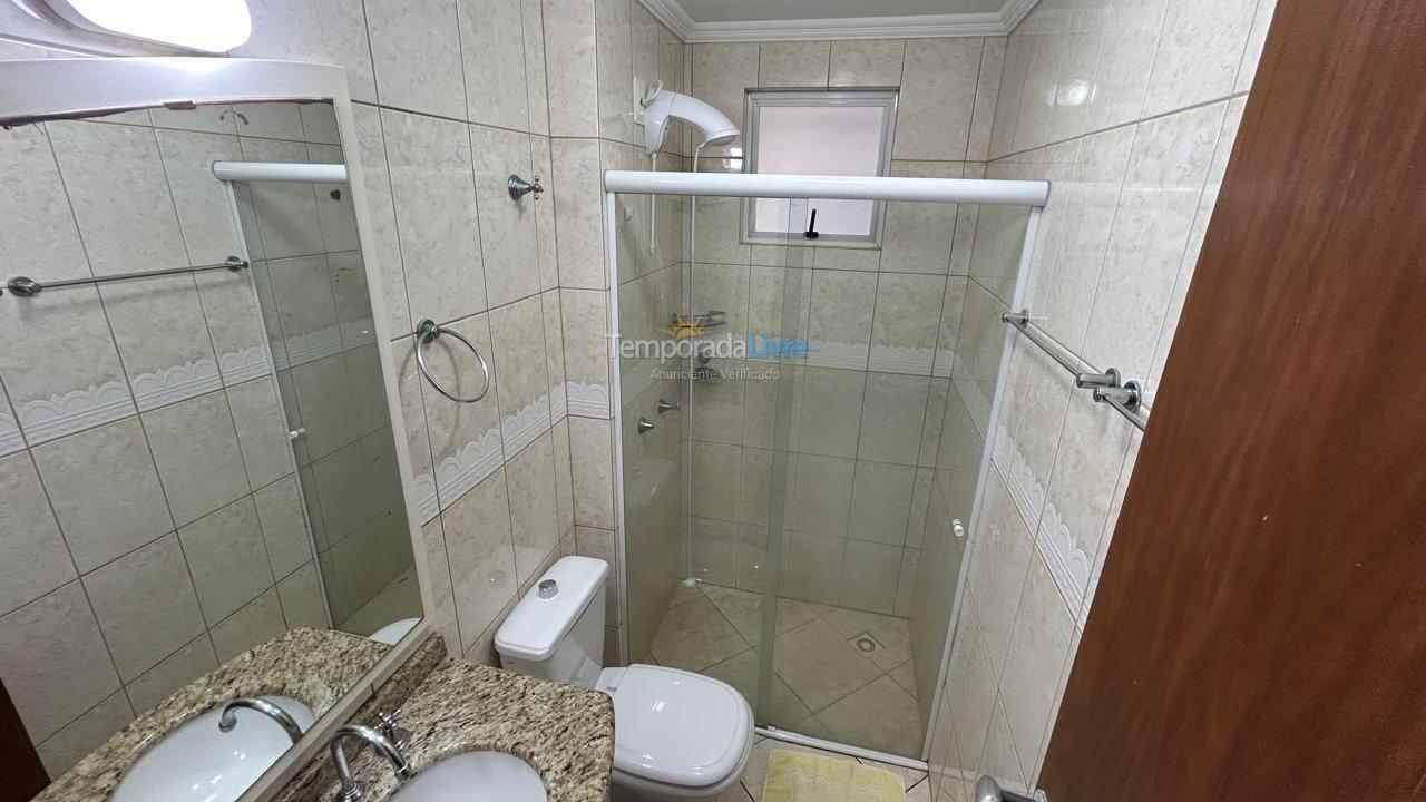 Apartamento para aluguel de temporada em Itapema (Centro)