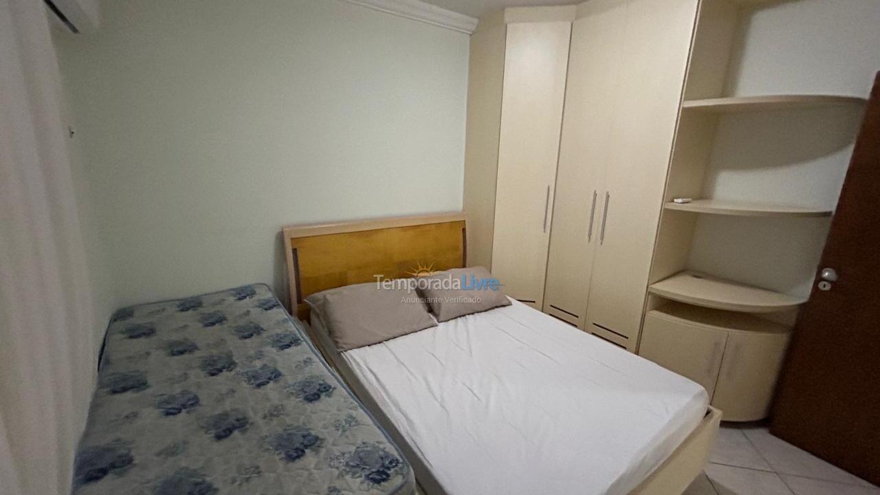 Apartamento para aluguel de temporada em Itapema (Centro)