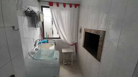 QUADRA MAR, 2 DORMITÓRIOS, 2 AR SPLIT, WIFI, 1 VAGA GARAGEM: