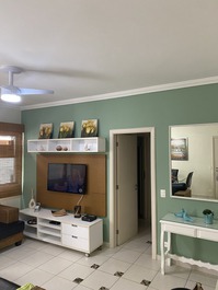 Apto ótimo no melhor ponto da Enseada Guarujá 3 quartos com ar/3banh