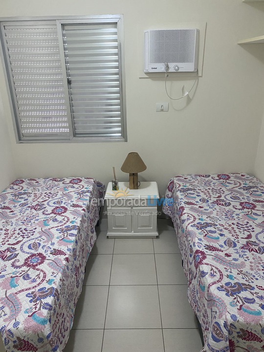 Apartamento para aluguel de temporada em Guarujá (Enseada)