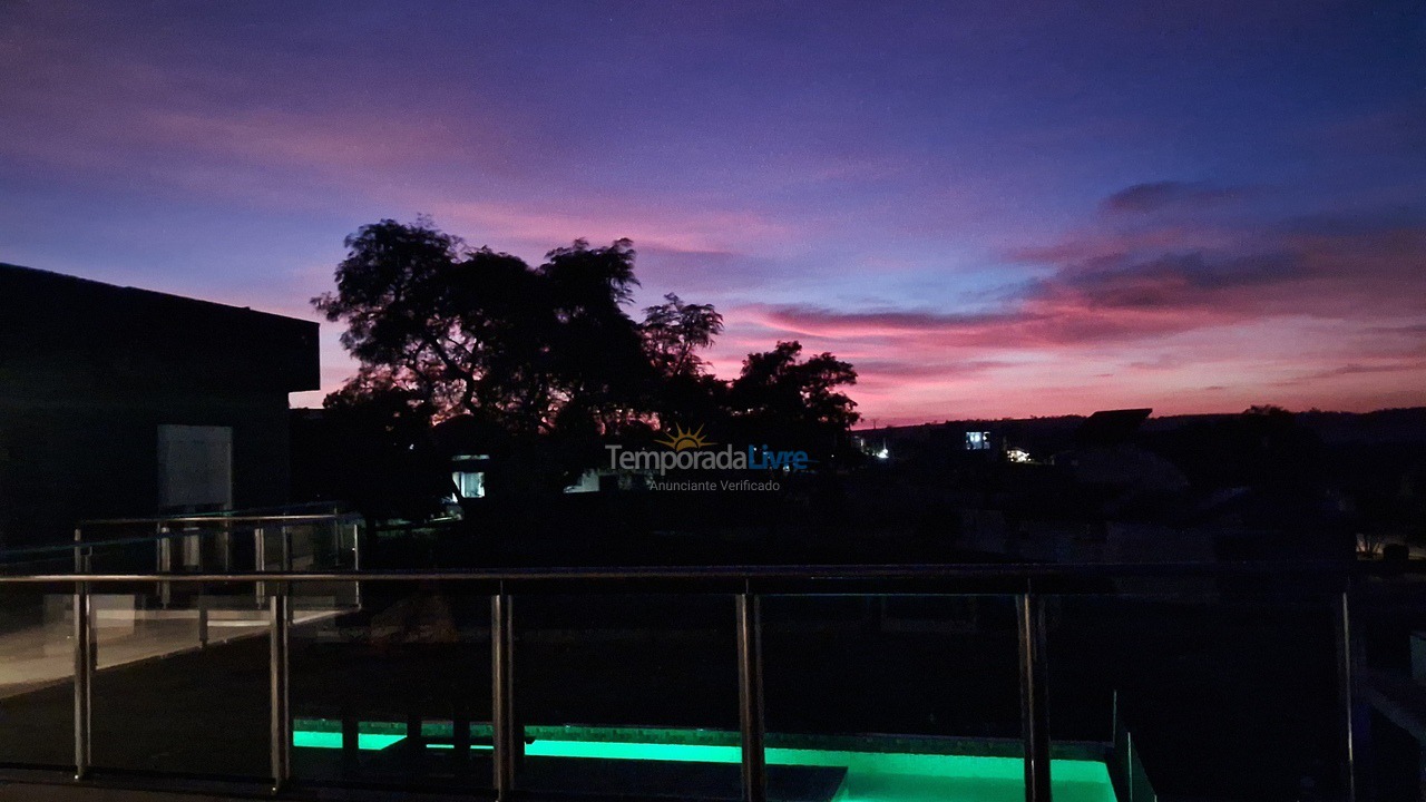 Casa para aluguel de temporada em Paranapanema (Riviera de Santa Cristina Xiii)