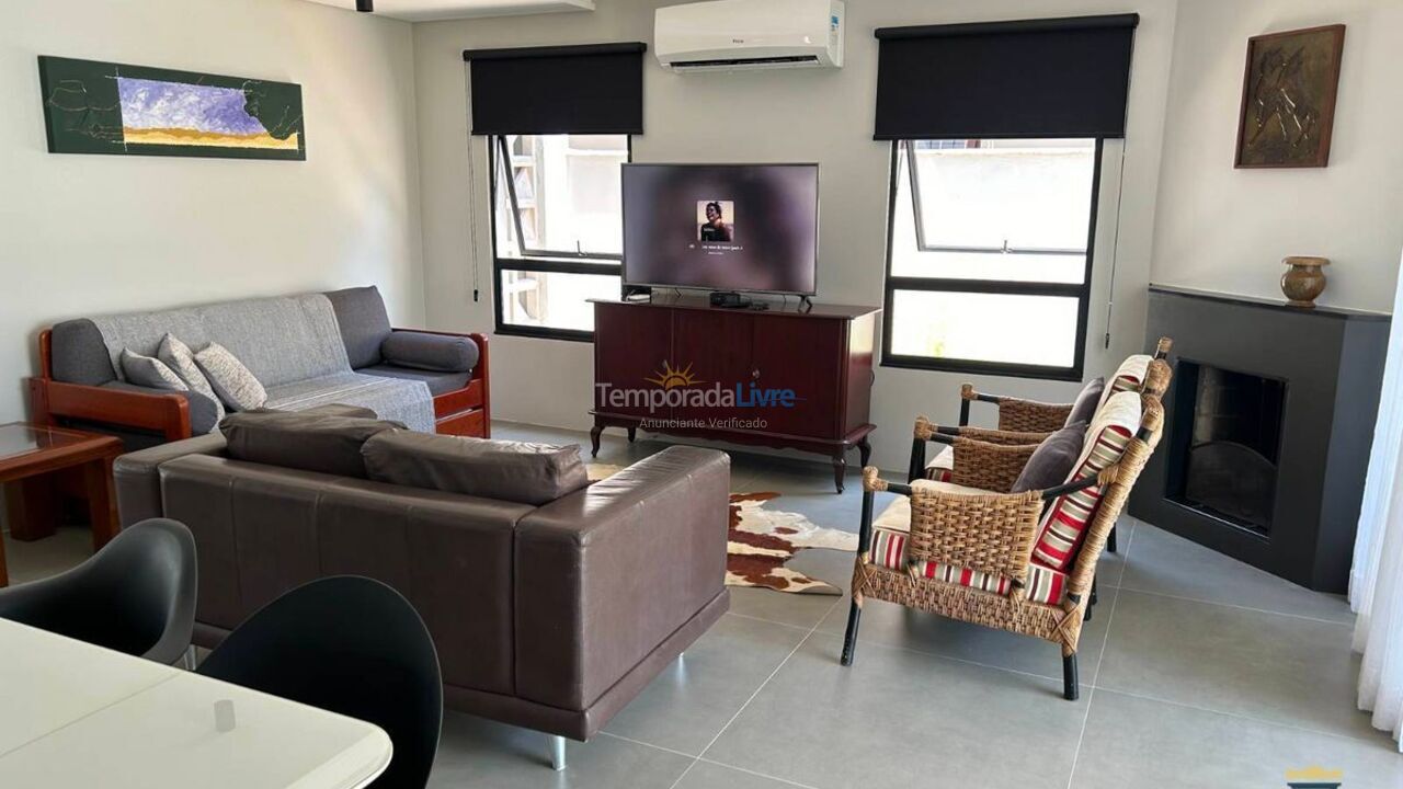House for vacation rental in Florianopolis (Jurerê Internacional)