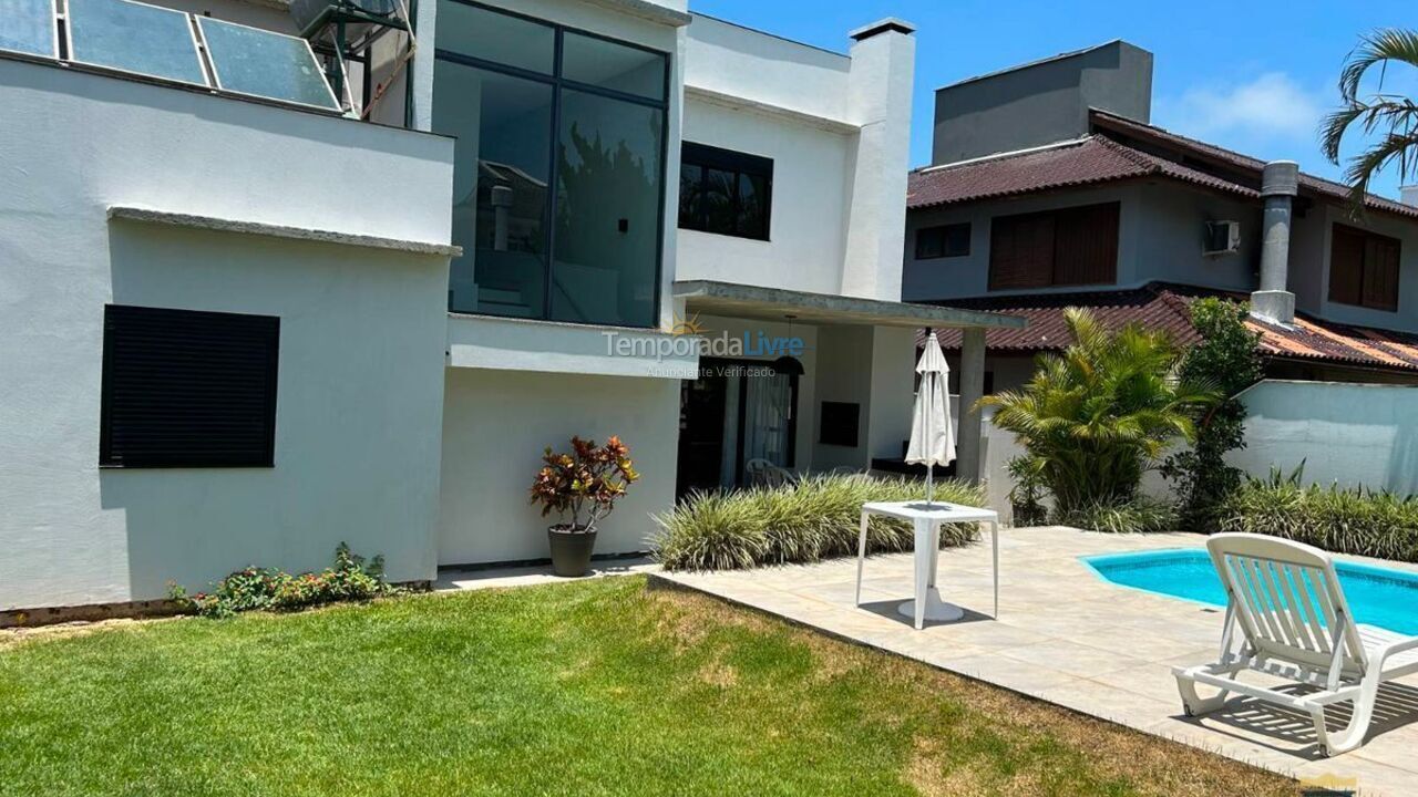 House for vacation rental in Florianopolis (Jurerê Internacional)