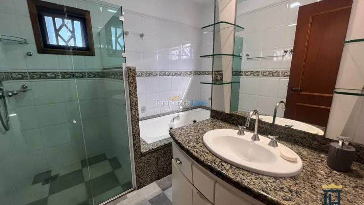 Casa para aluguel de temporada em Florianopolis (Jurerê Internacional)