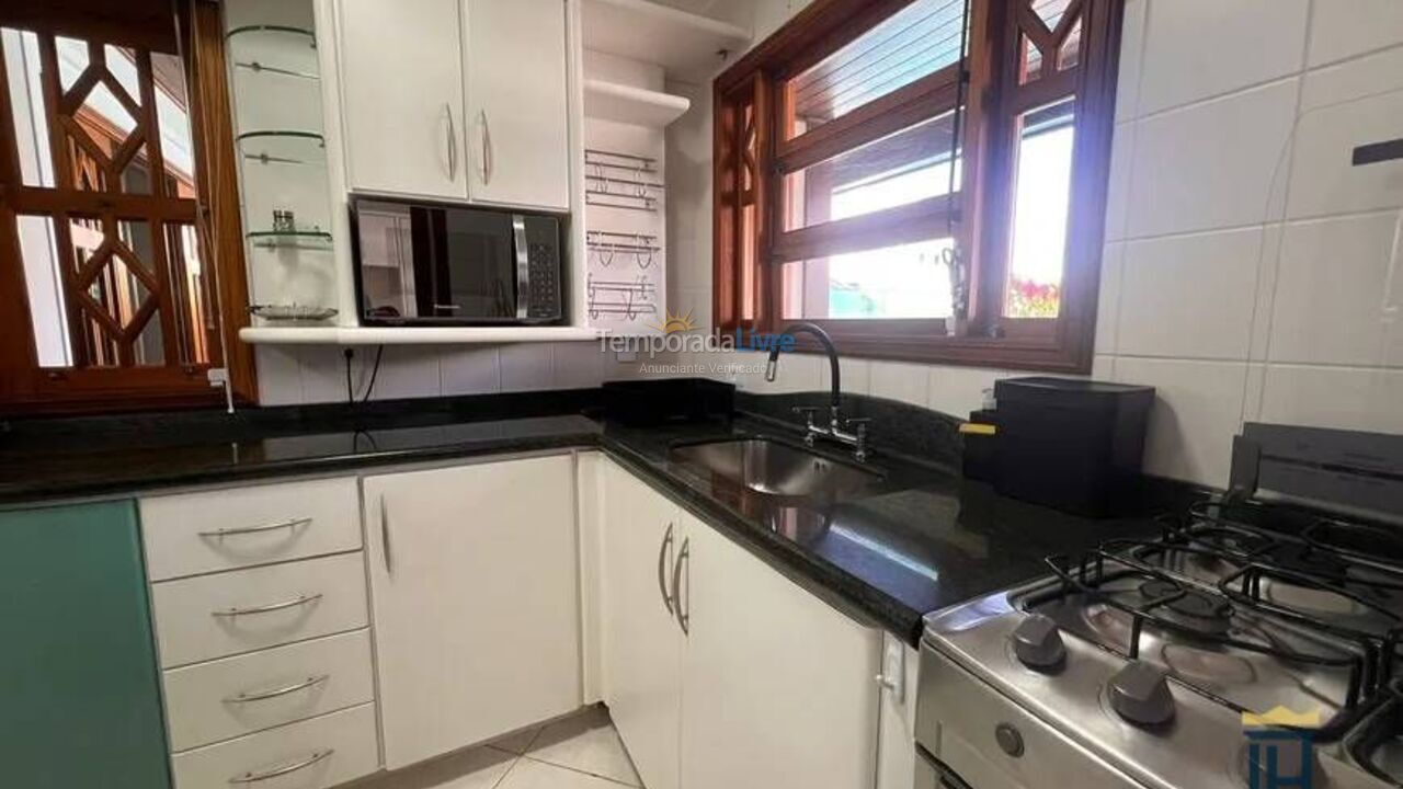 Casa para aluguel de temporada em Florianopolis (Jurerê Internacional)