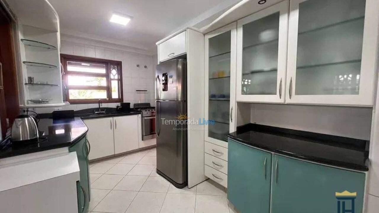 Casa para aluguel de temporada em Florianopolis (Jurerê Internacional)