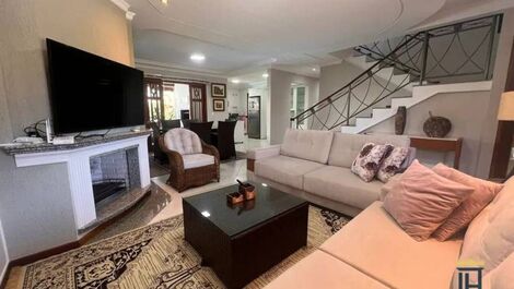 CASA DE 5 DORMITÓRIOS PARA LOCAÇÃO DE TEMPORADA JURERÊ INTERNACIONAL
