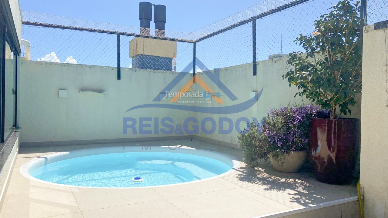 Apartamento para aluguel de temporada em Florianópolis (Jurere Tradicional)