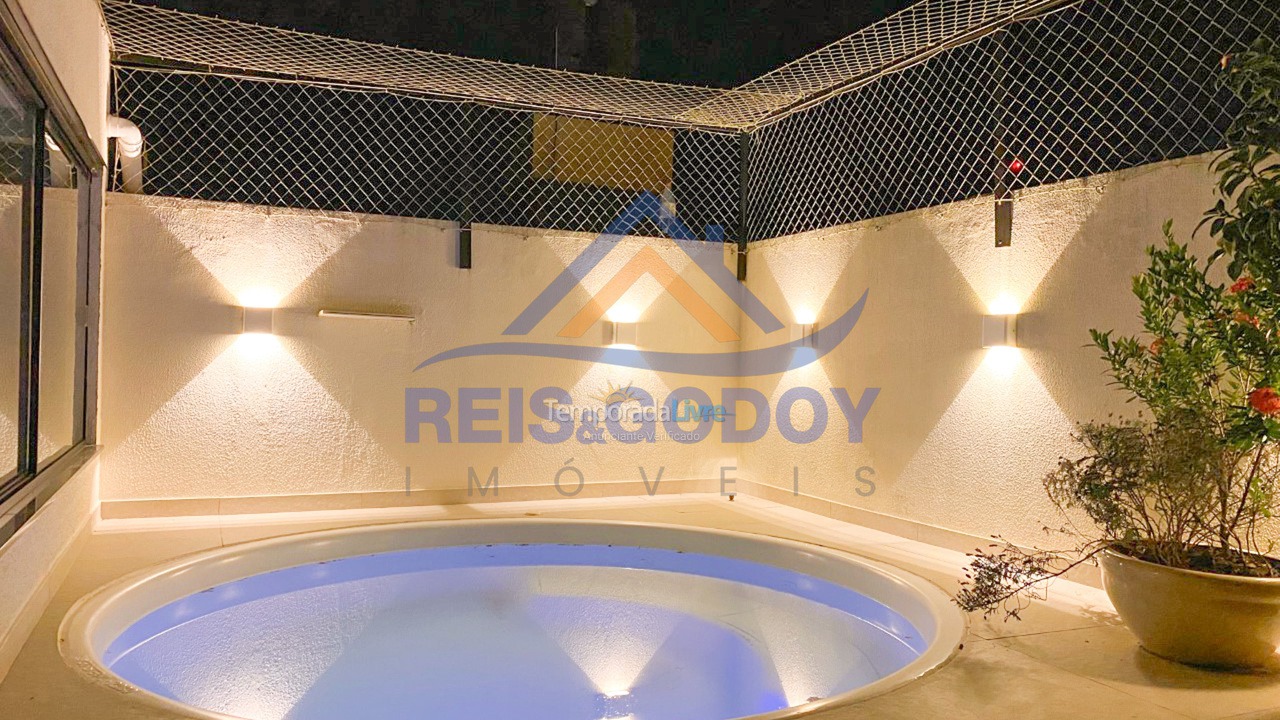 Apartamento para aluguel de temporada em Florianópolis (Jurere Tradicional)