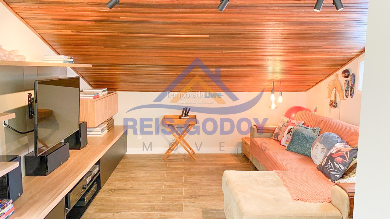 Apartamento para aluguel de temporada em Florianópolis (Jurere Tradicional)