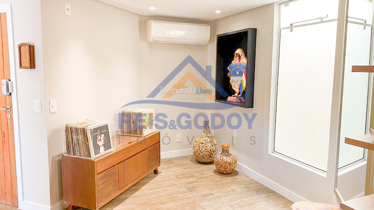 Apartamento para aluguel de temporada em Florianópolis (Jurere Tradicional)