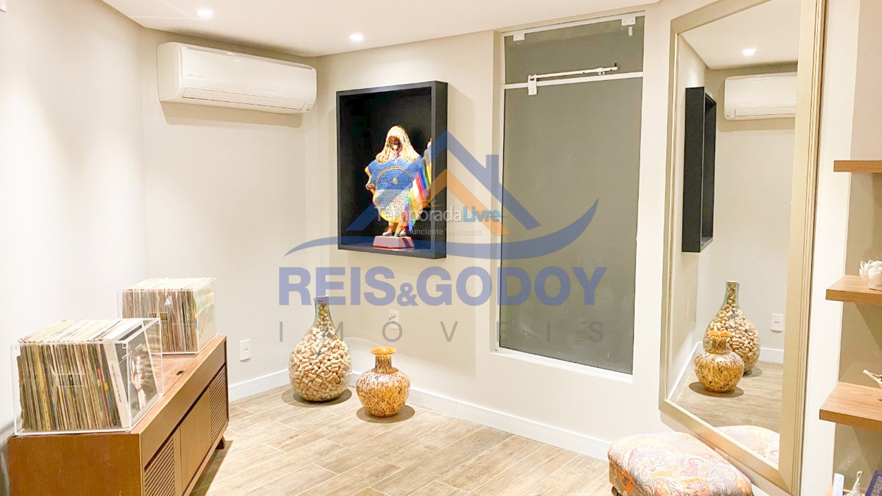 Apartamento para aluguel de temporada em Florianópolis (Jurere Tradicional)