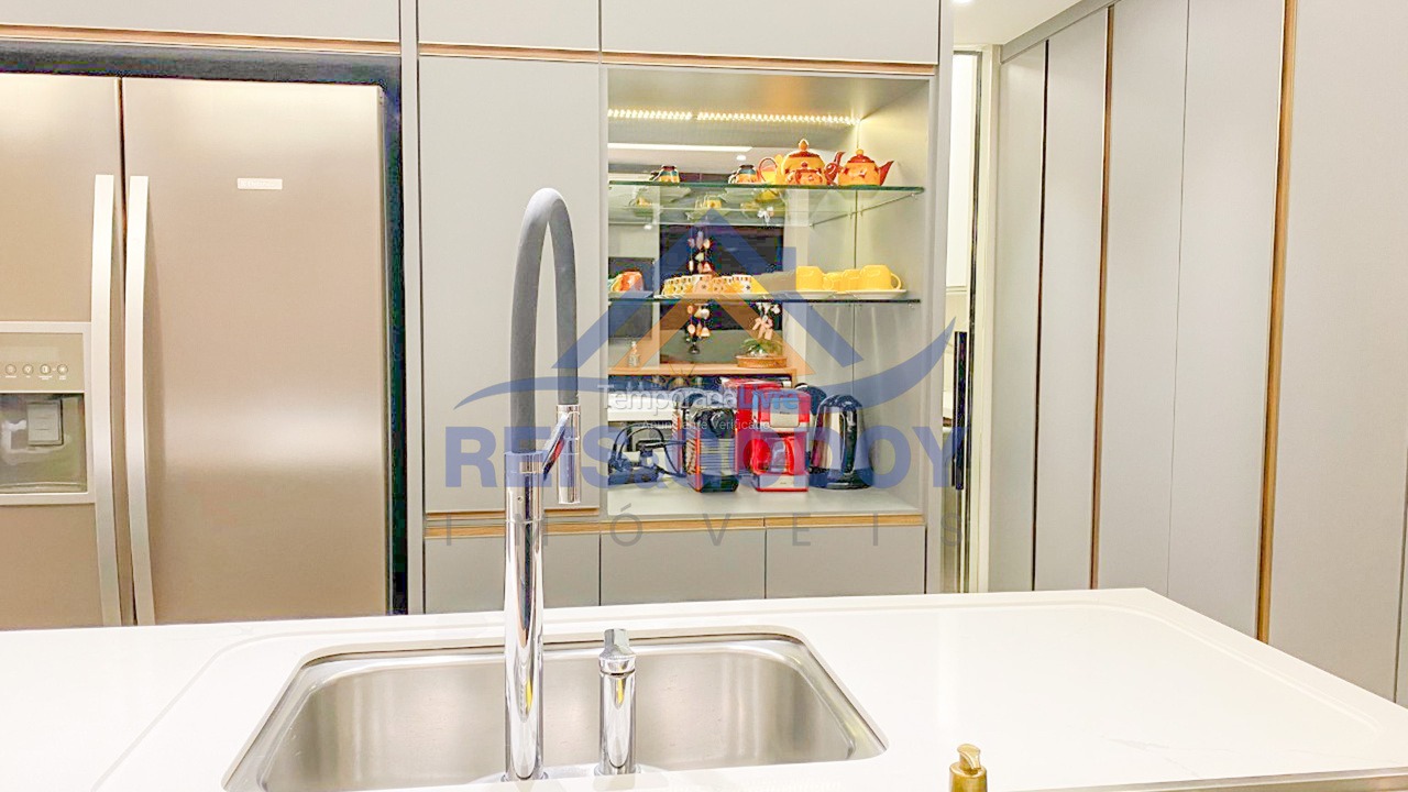 Apartamento para aluguel de temporada em Florianópolis (Jurere Tradicional)