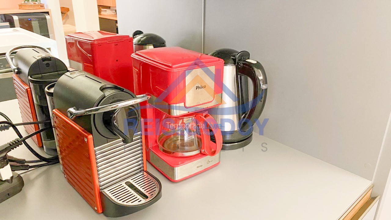 Apartamento para aluguel de temporada em Florianópolis (Jurere Tradicional)