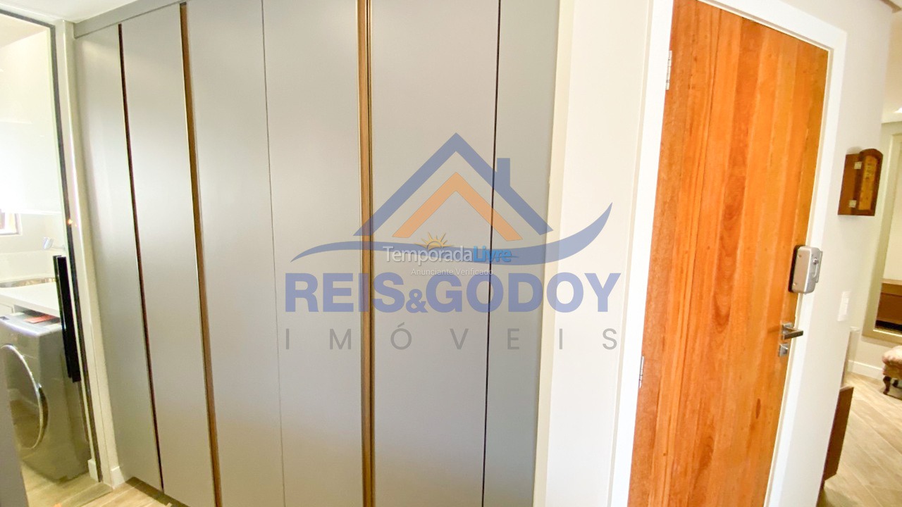 Apartamento para aluguel de temporada em Florianópolis (Jurere Tradicional)