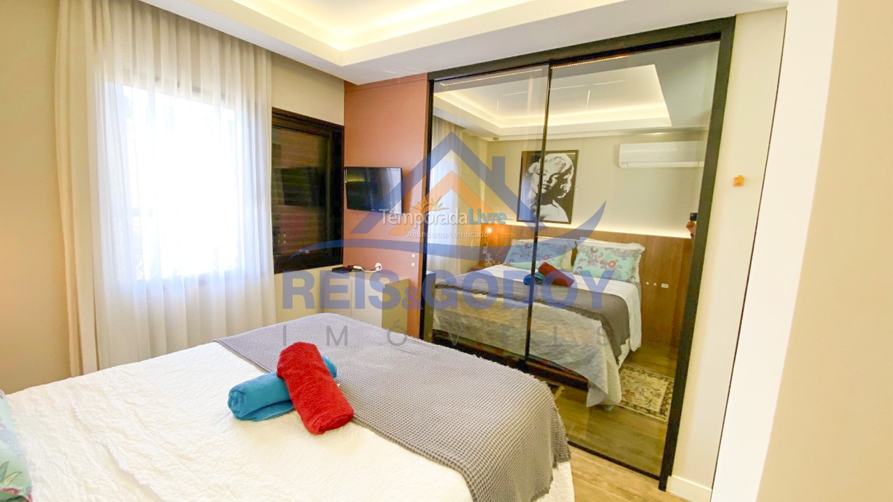 Apartamento para aluguel de temporada em Florianópolis (Jurere Tradicional)