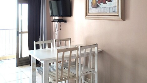 🏣🌅Apartamento de 2 dormitorios frente al mar, condominio con piscina justo en la arena🏖️