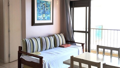 🏣🌅Apartamento de 2 dormitorios frente al mar, condominio con piscina justo en la arena🏖️