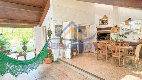 Linda Casa Piscina Custo Benefício Jurere Internacional Florianópolis