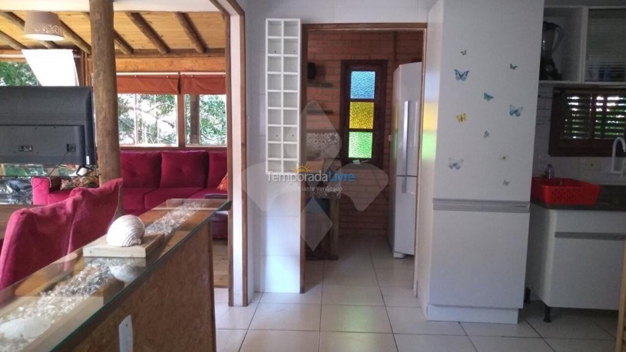 Casa para aluguel de temporada em Imbituba (Lagoa de Cima de Ibiraquera Entre Imbituba E Garopaba)