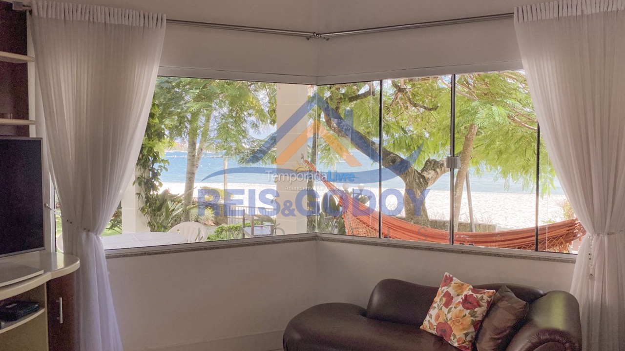 Casa para aluguel de temporada em Florianópolis (Jurere Tradicional)