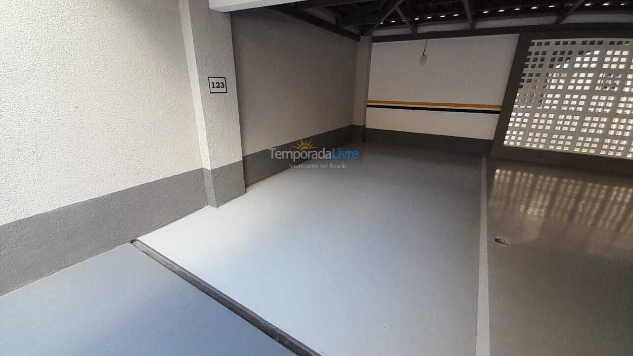 Apartamento para alquiler de vacaciones em Itapema (Meia Praia)