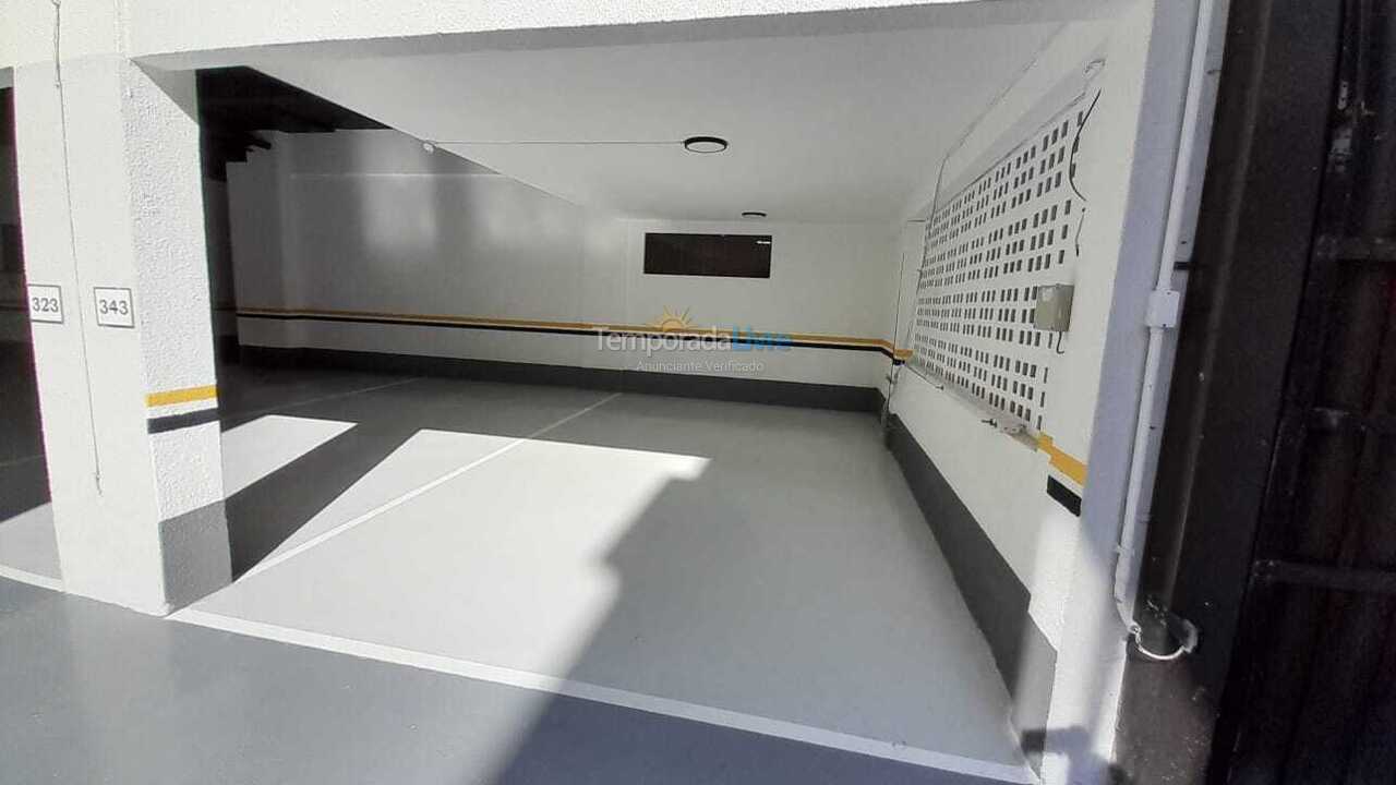 Apartment for vacation rental in Itapema (Meia Praia)