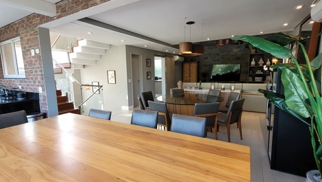 Ótimo custo benefício alto padrão disponível réveillon 2025 Juquehy.