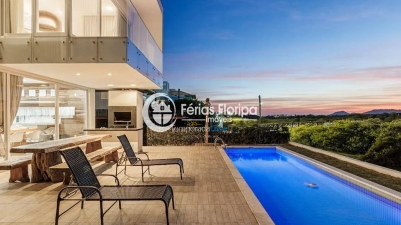 Casa para alquiler de vacaciones em Florianópolis (Morro das Pedras)