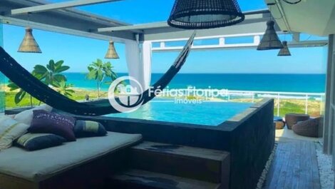 Magnifica Cobertura de Frente para o Mar