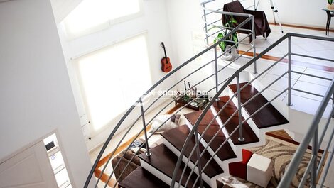 Casa Aconchegante com Quintal Amplo e Piscina em Campeche