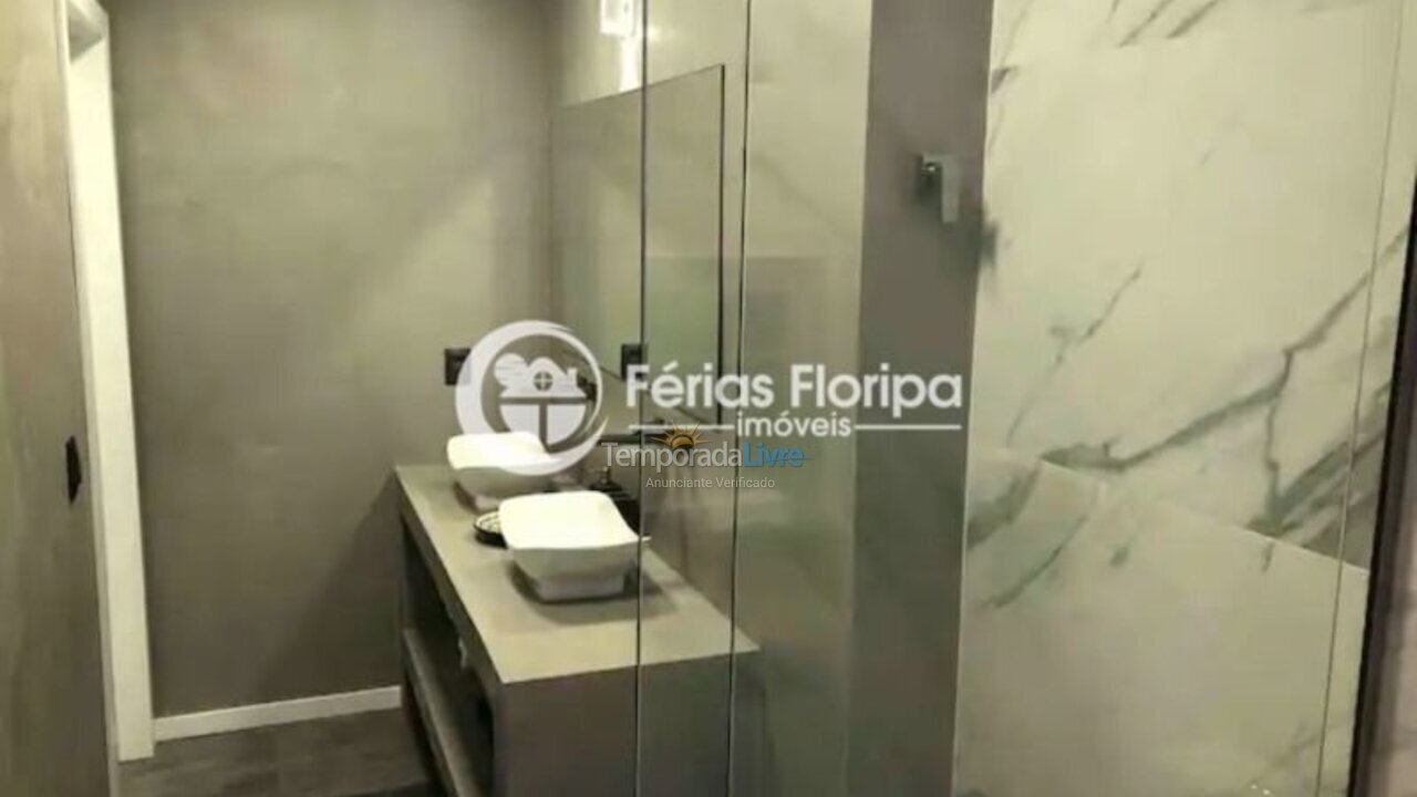 Apartamento para aluguel de temporada em Florianópolis (Novo Campeche)