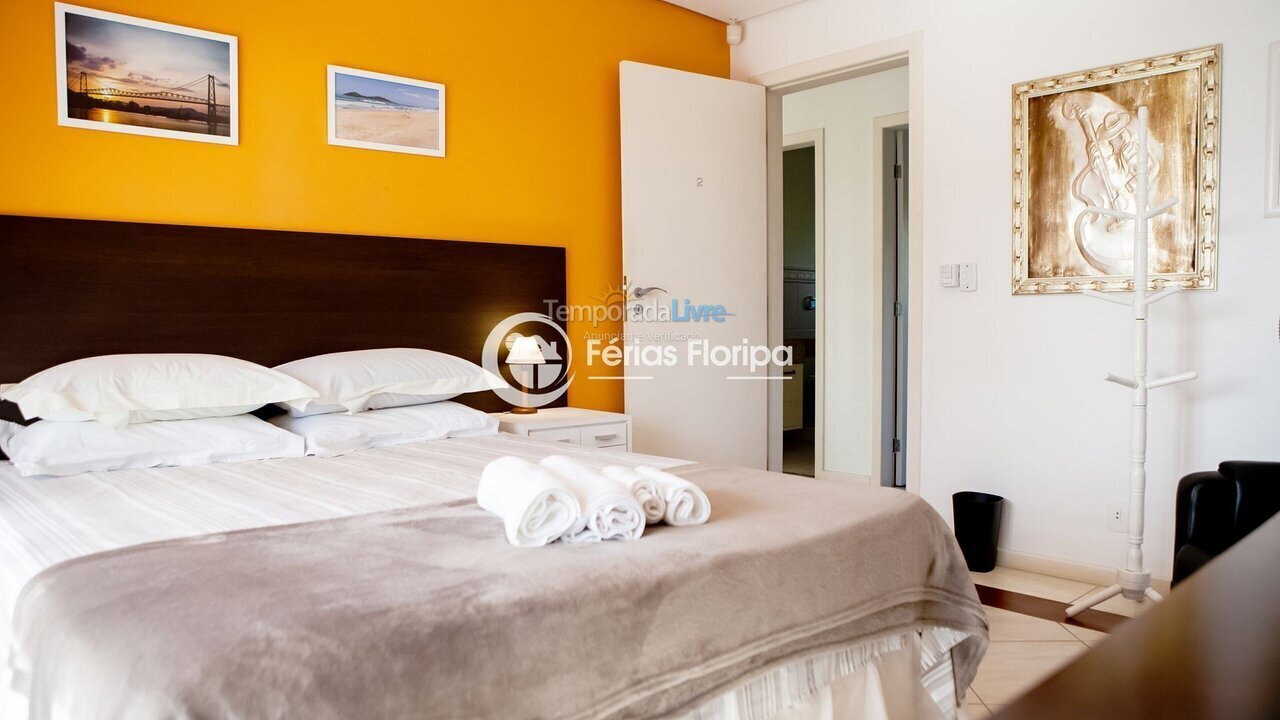 Casa para aluguel de temporada em Florianopolis (Campeche)
