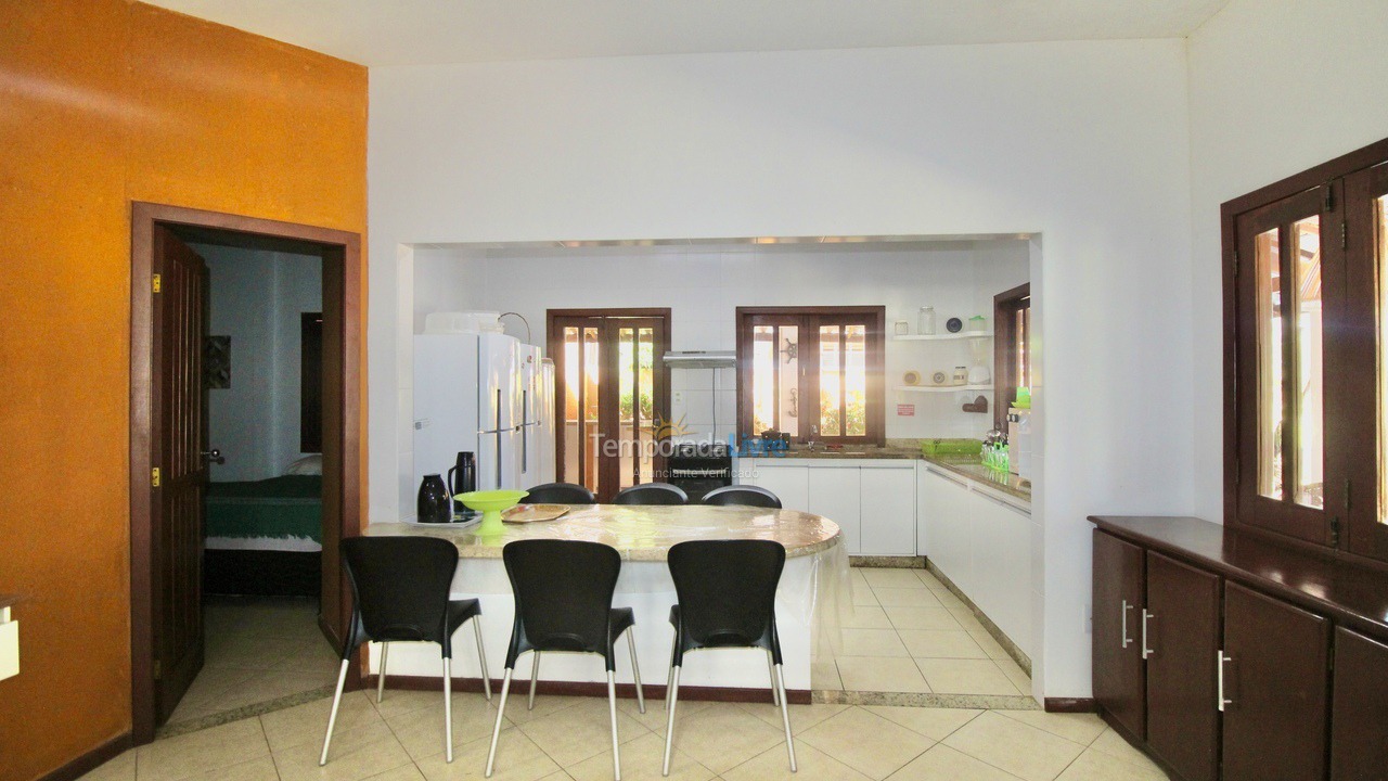 Casa para aluguel de temporada em Camaçari (Praia de Guarajuba)