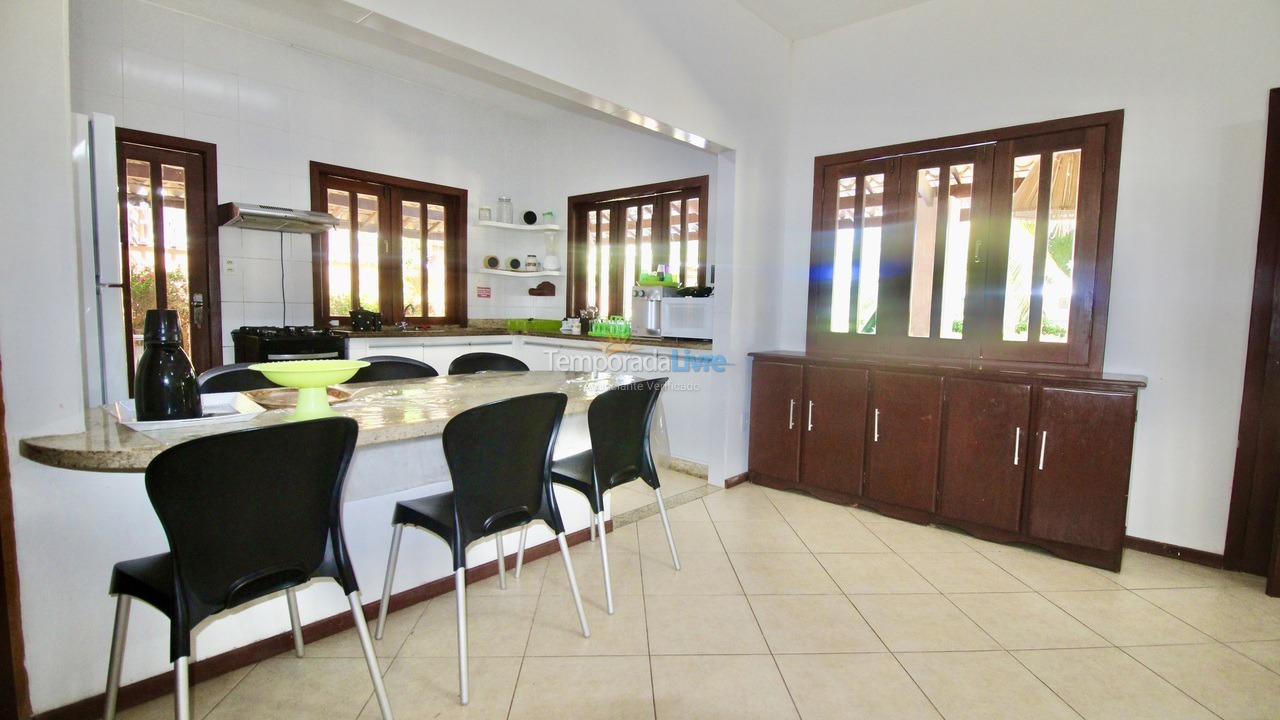 Casa para aluguel de temporada em Camaçari (Praia de Guarajuba)