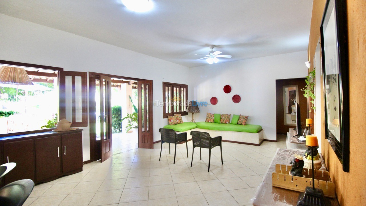 Casa para aluguel de temporada em Camaçari (Praia de Guarajuba)