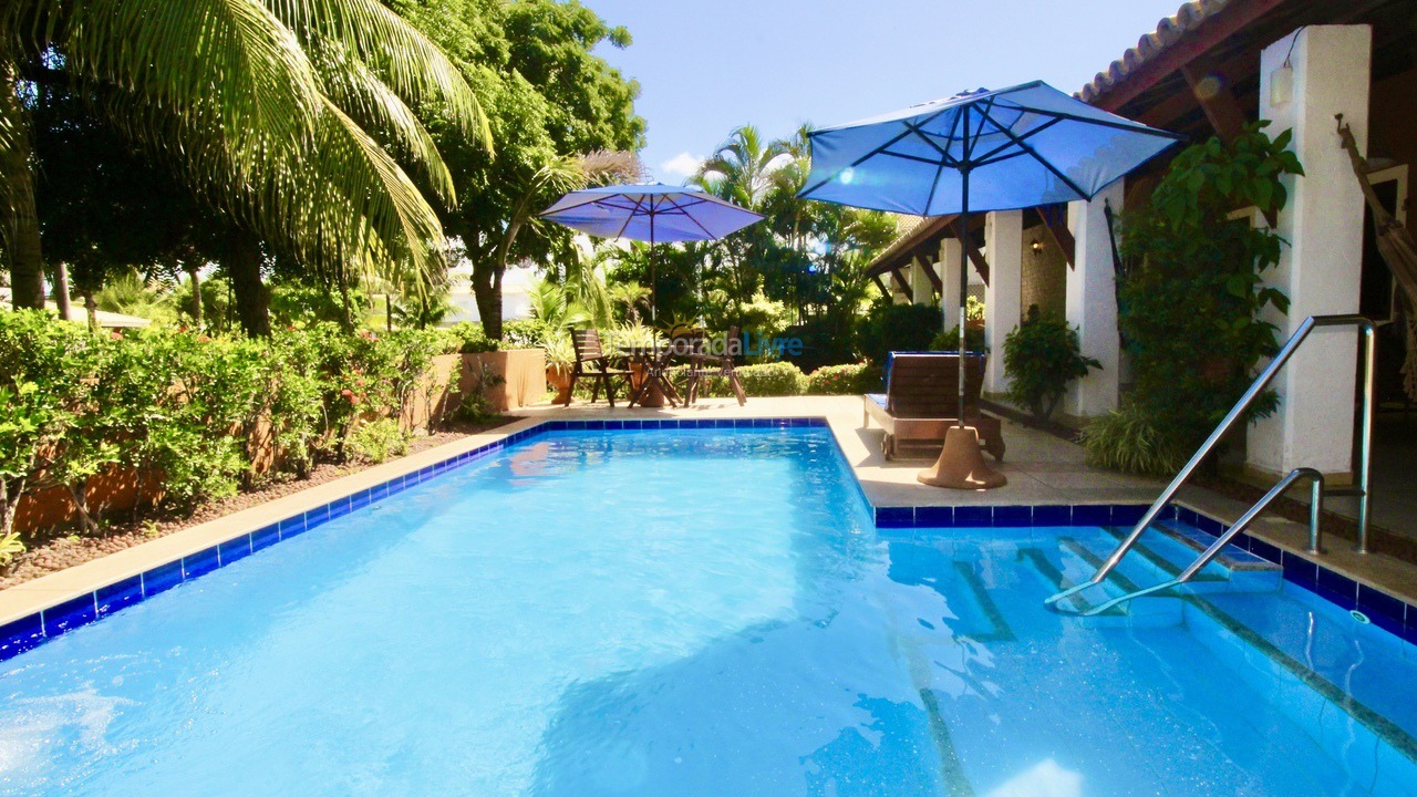 Casa para aluguel de temporada em Camaçari (Praia de Guarajuba)