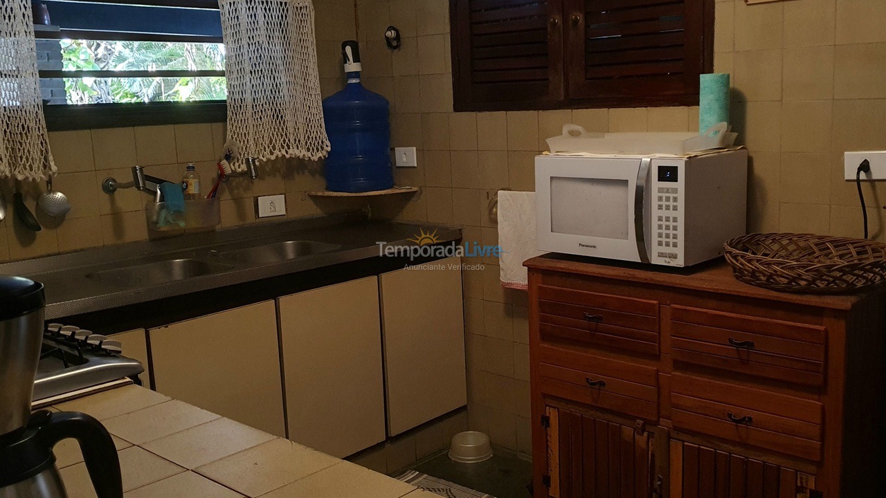 Casa para aluguel de temporada em Ubatuba (Praia das Toninhas)