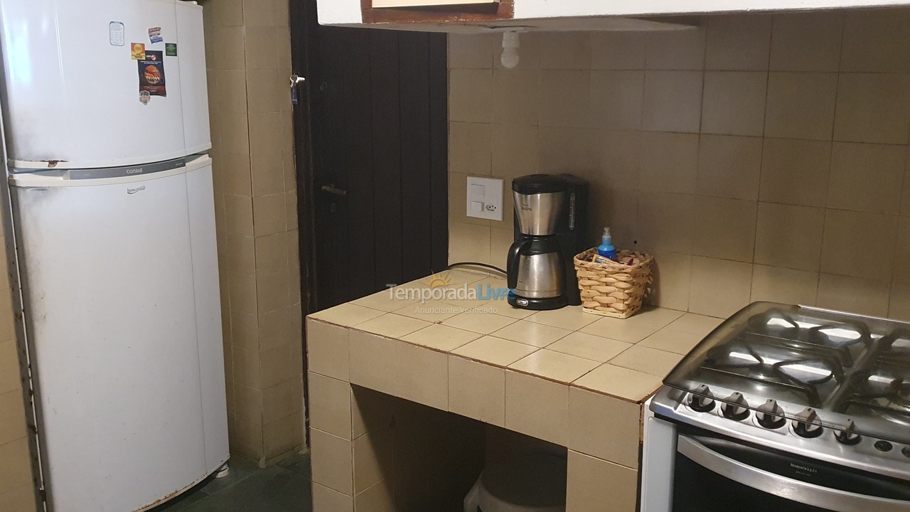 Casa para aluguel de temporada em Ubatuba (Praia das Toninhas)